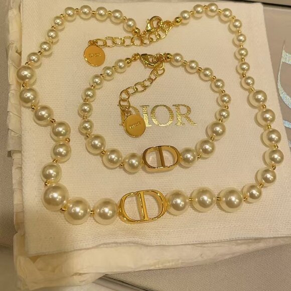 Dior Gold Necklace for Women - Picture 1 of 6